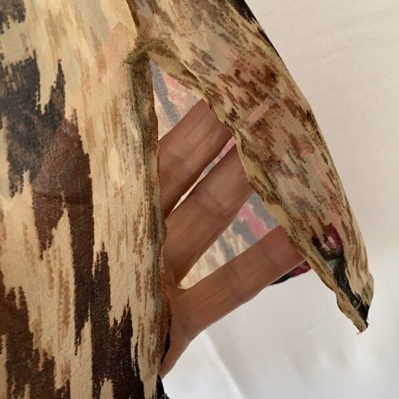 Chico’s size 0 top with tons of Bling at the chest. - Picture 6 of 8